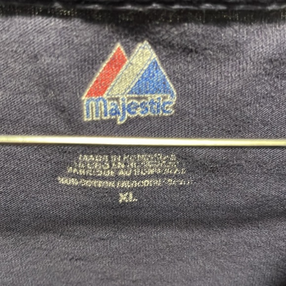 Two t shirts xl and xxl and one Nike sweatpants xl. - Picture 3 of 14